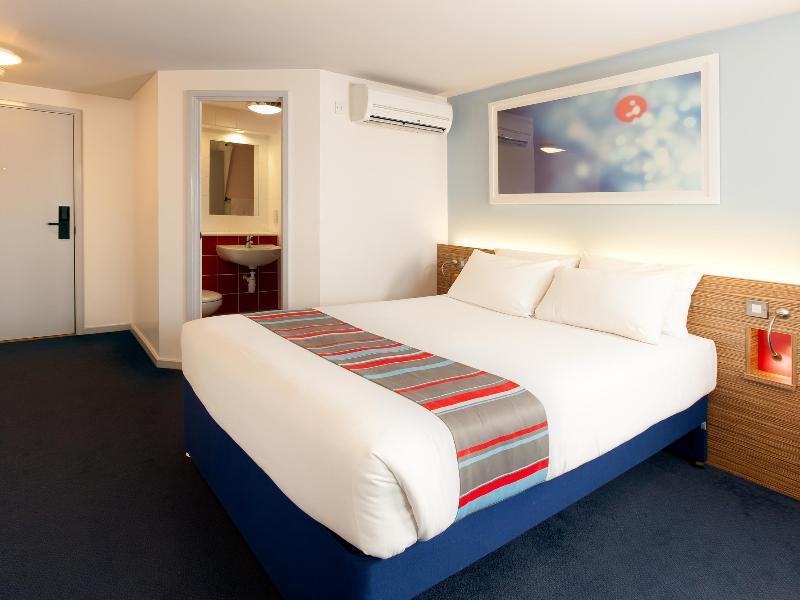 Travelodge Liverpool Stonedale Park Eksteriør billede