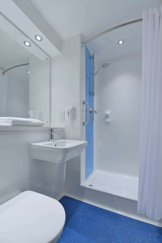 Travelodge Liverpool Stonedale Park Værelse billede
